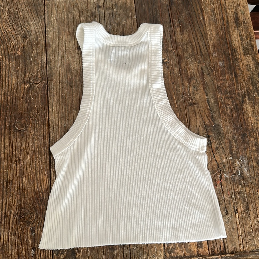 WESLEY Rivington Ribbed Cropped Tank - Picture 4 of 5